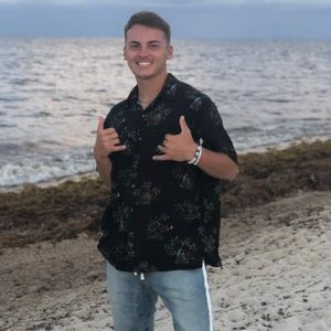 Meet your Posher, Colten